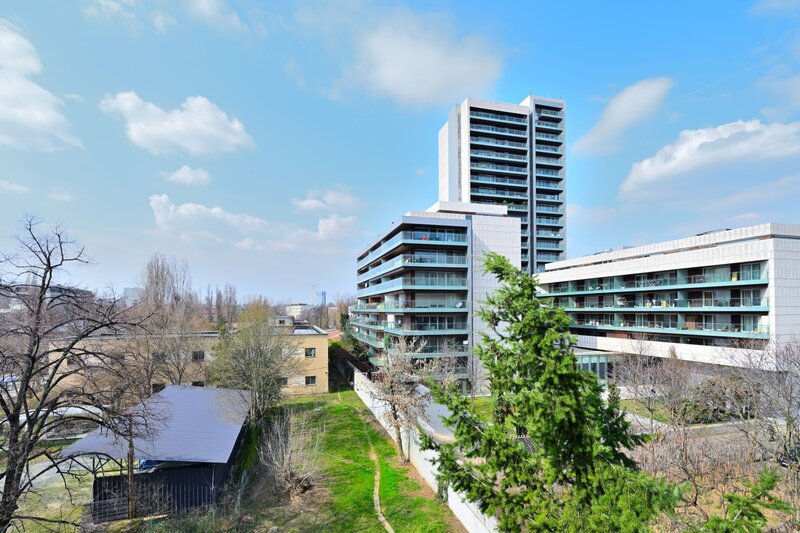 Maresal Averescu nr. 5, Ion Mihalache, Domenii, sector 1